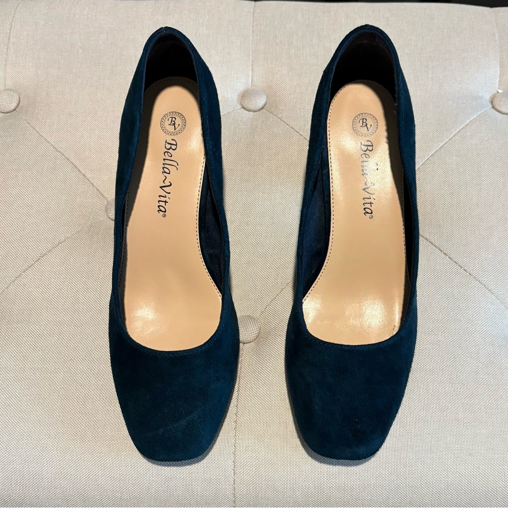 Bella Vita Navy Kidsuede Leather Shoes 7M